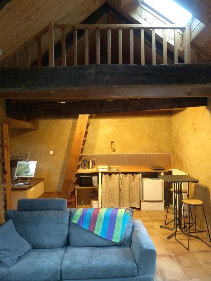 Chaleureuse Maisonnette Hotel Lopérec Екстериор снимка